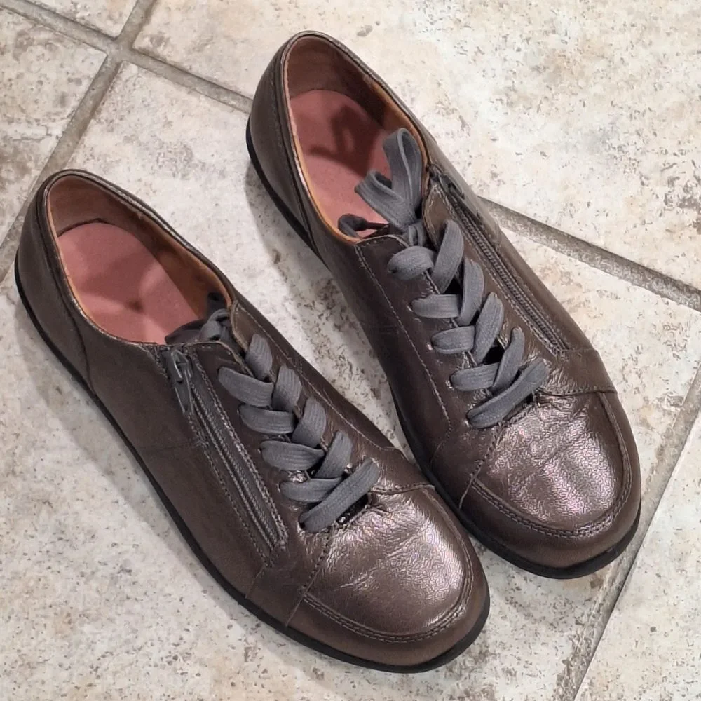 Vionic Abigail Metallic Leather Comfort Sneakers Size 7.5 Zipper needs insole
